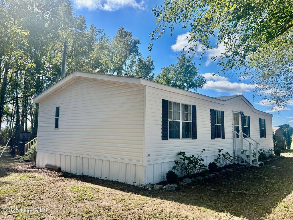 Photo of 101 Dudley Farm Road, Scotland Neck, NC 27874 (MLS # 100536400)
