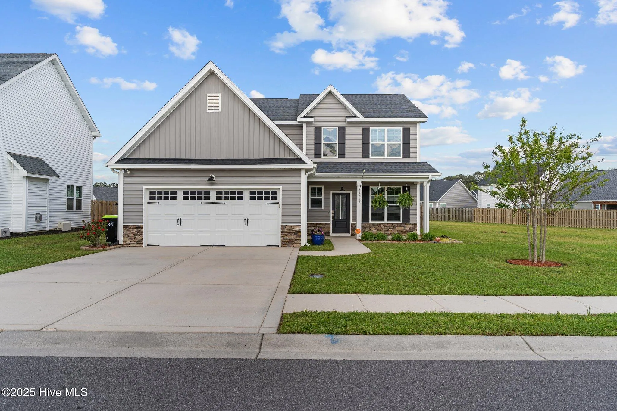 Castle Hayne, North Carolina 28429, United States, 4 Bedrooms Bedrooms, ,3 BathroomsBathrooms,Residential,Pending,105744