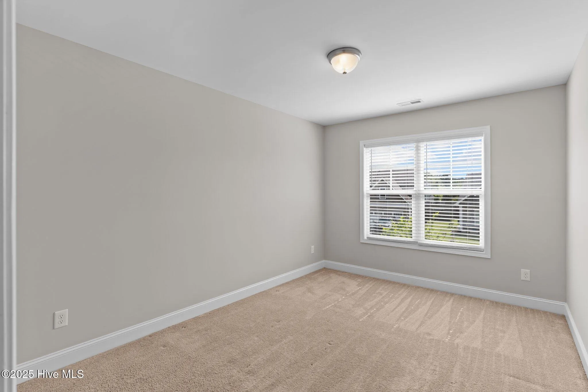 Castle Hayne, North Carolina 28429, United States, 4 Bedrooms Bedrooms, ,3 BathroomsBathrooms,Residential,Pending,105744