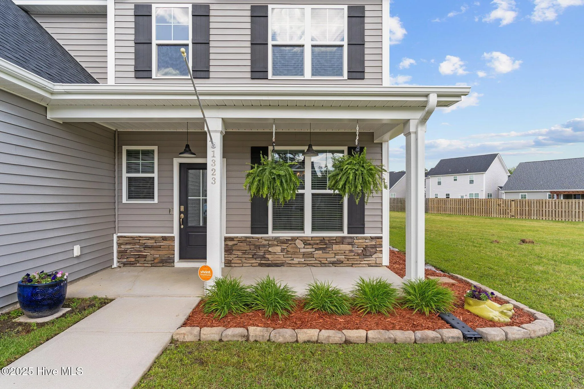 Castle Hayne, North Carolina 28429, United States, 4 Bedrooms Bedrooms, ,3 BathroomsBathrooms,Residential,Pending,105744