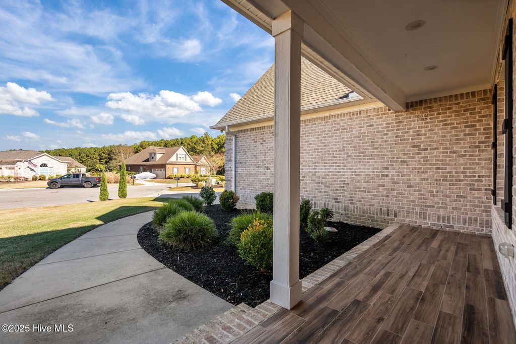 Photo of 1005 Layne Court NE, Leland, NC 28451 (MLS # 100543119)