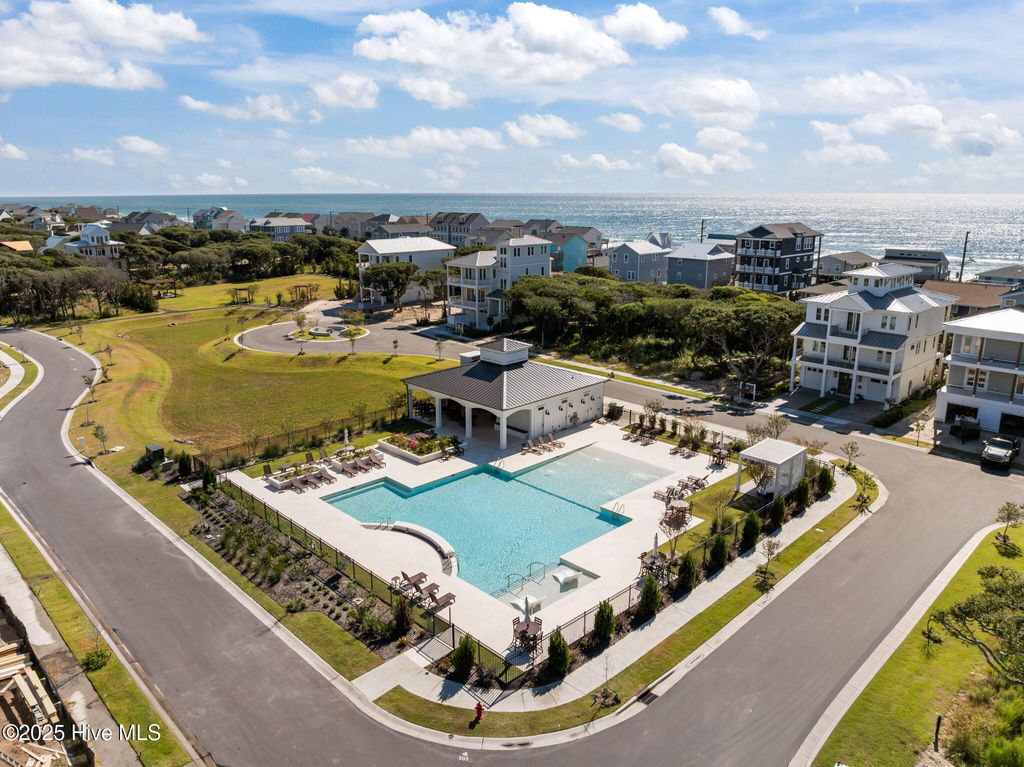 Photo of 140 Auger Shell Ct, Surf City, NC 28445 (MLS # 100532094)