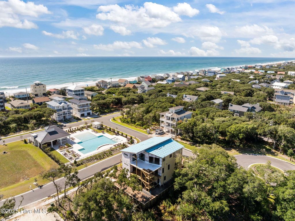 Photo of 140 Auger Shell Ct, Surf City, NC 28445 (MLS # 100532094)