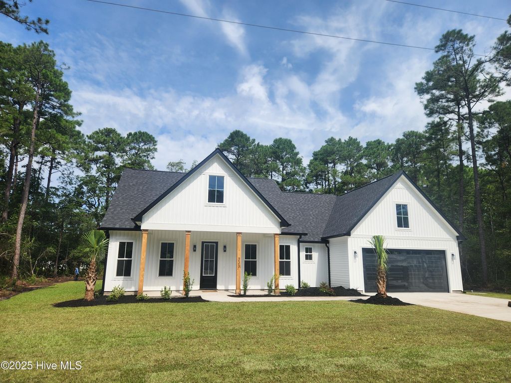 Photo of 333 Pineknoll Drive NW, Calabash, NC 28467 (MLS # 100527213)