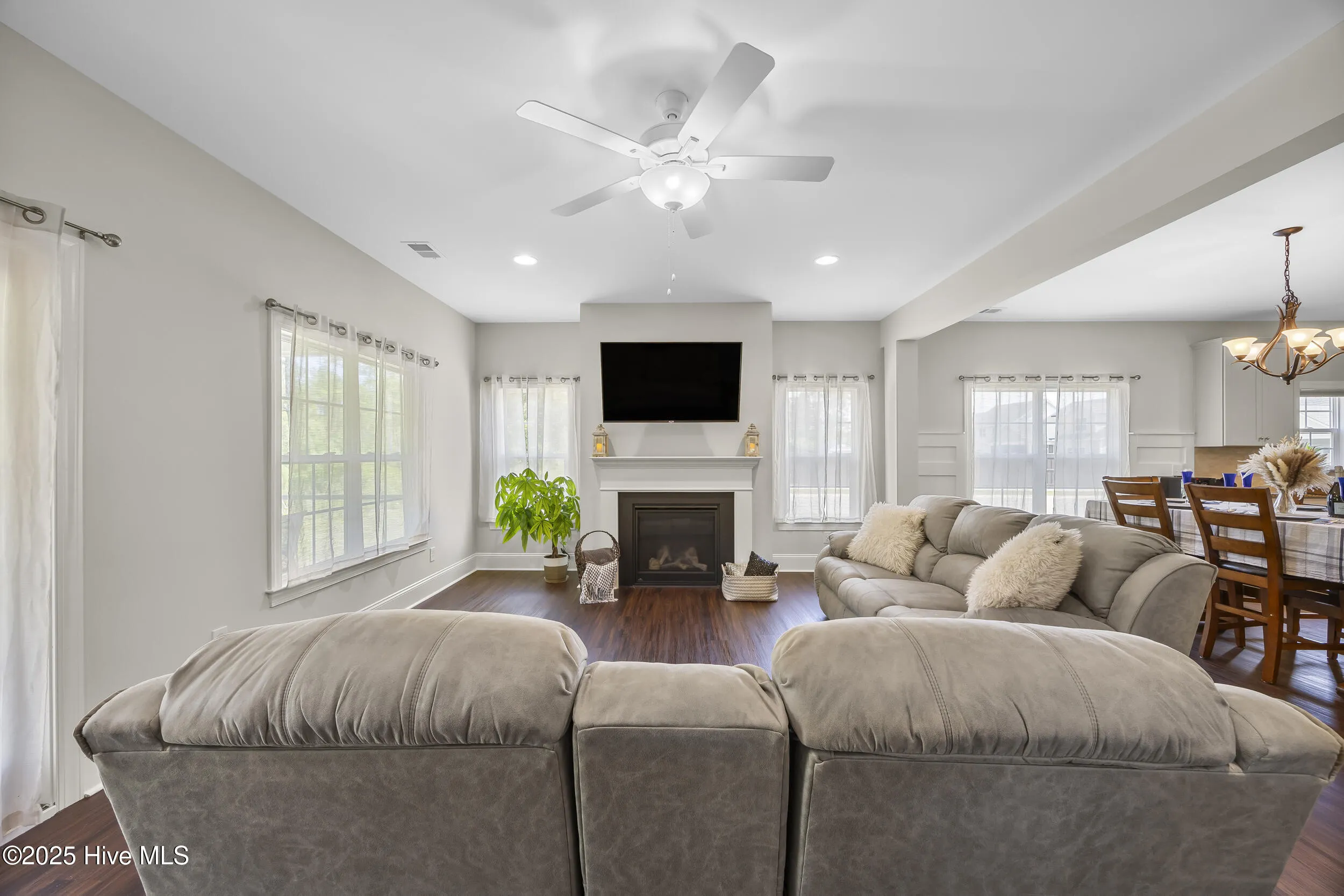 Hampstead, North Carolina 28443, United States, 4 Bedrooms Bedrooms, ,4 BathroomsBathrooms,Residential,Active,141629