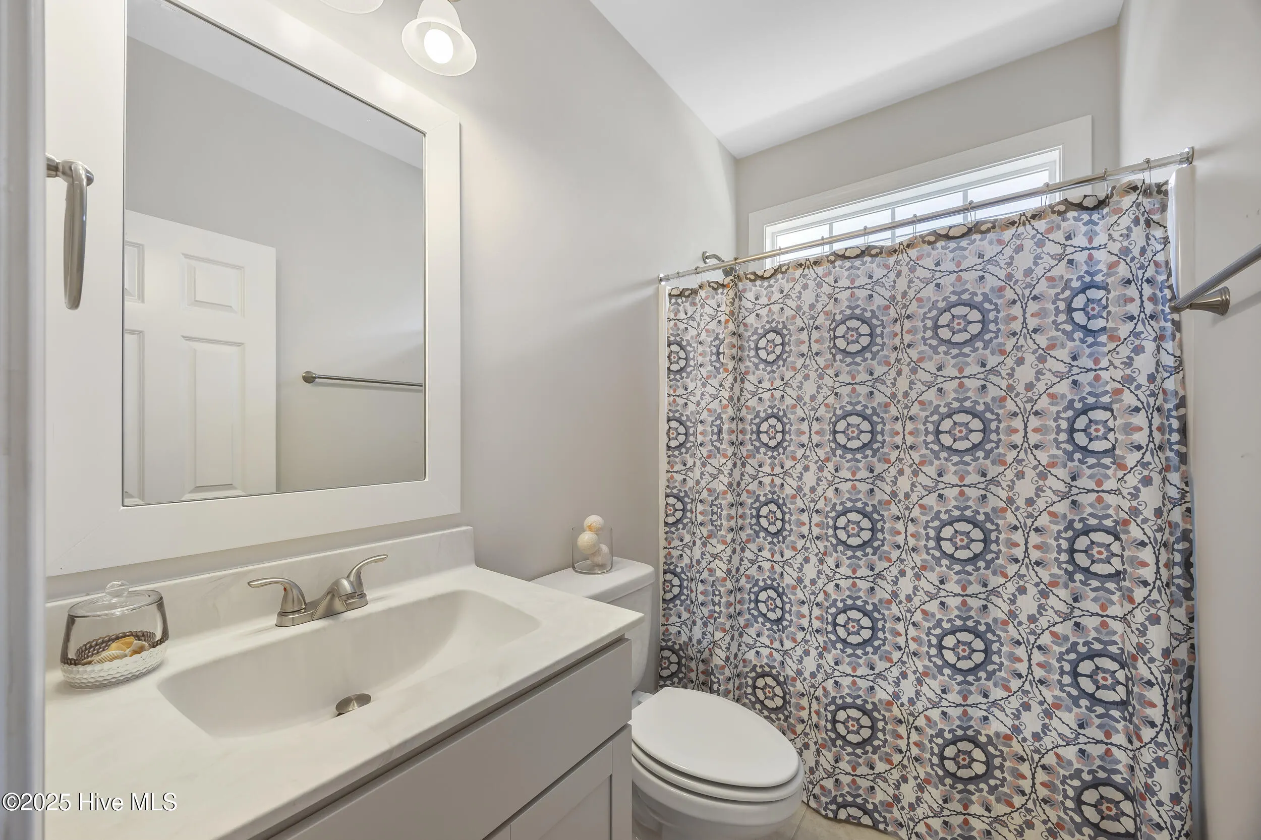 Hampstead, North Carolina 28443, United States, 4 Bedrooms Bedrooms, ,4 BathroomsBathrooms,Residential,Active,141629