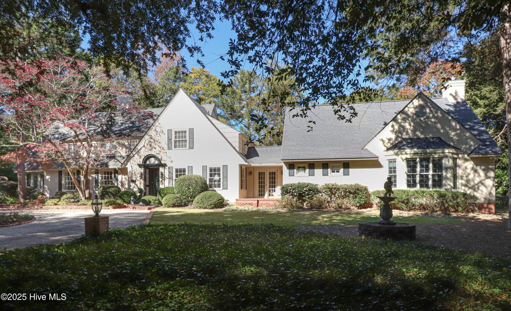 Photo of 40 Culdee Road, Pinehurst, NC 28374 (MLS # 100542872)