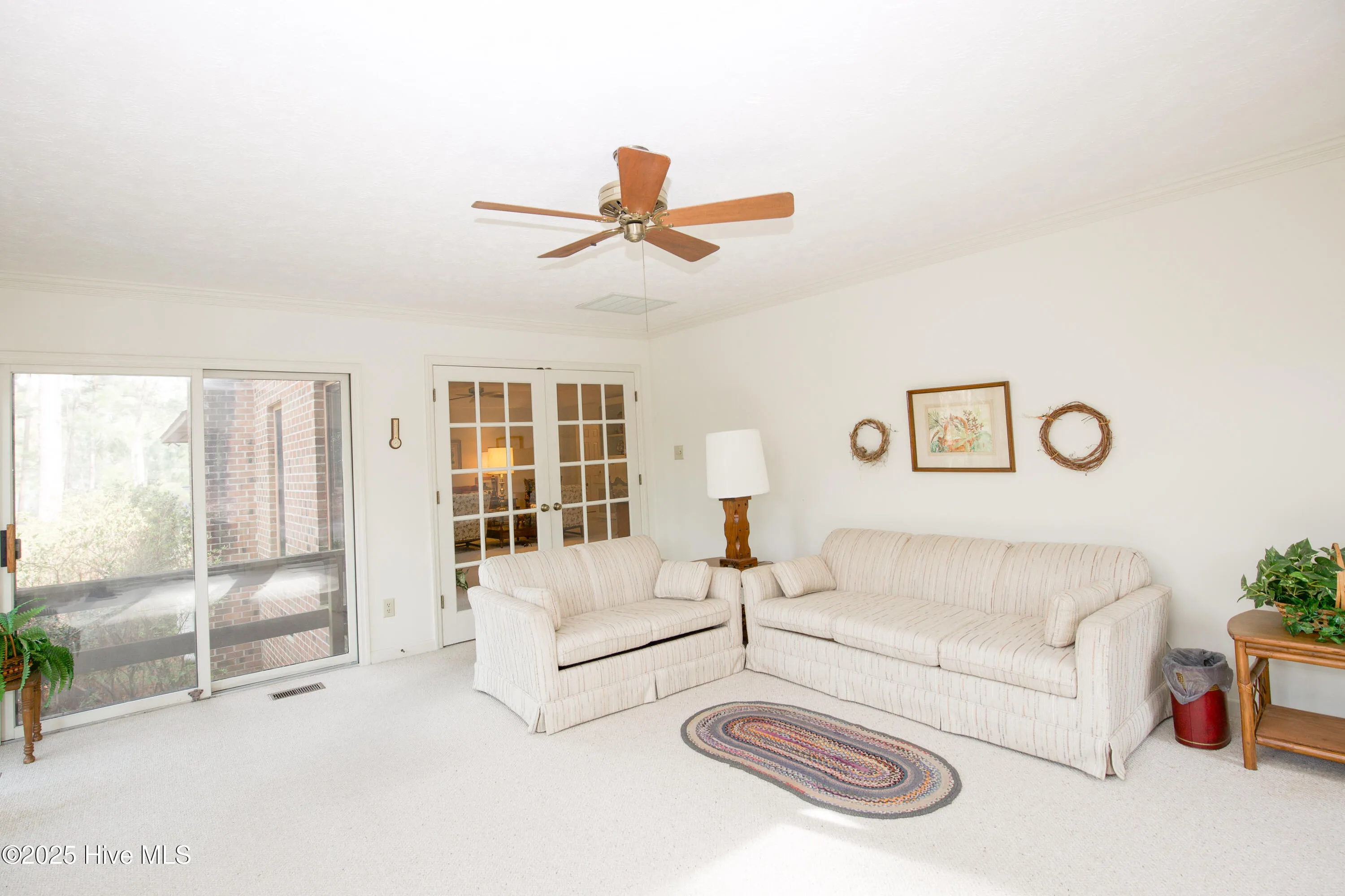 Southern Pines, North Carolina 28387, United States, 3 Bedrooms Bedrooms, ,3 BathroomsBathrooms,Residential,Pending,11552