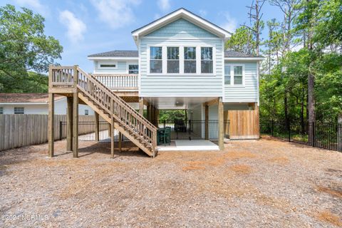 A home in Oak Island