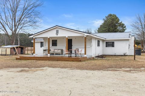 A home in Riegelwood