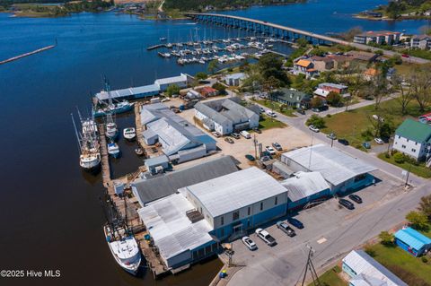 301 Hodges Street Oriental NC 28571