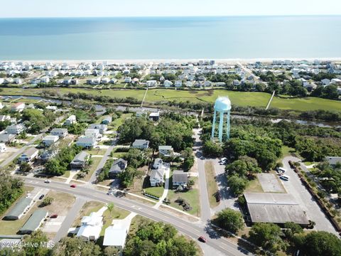 A home in Oak Island