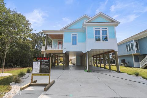 A home in Oak Island