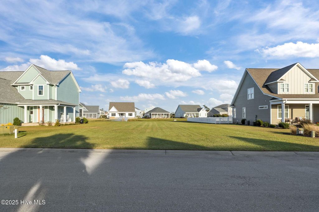 Photo of 1718 Olde Farm Road, Morehead City, NC 28557 (MLS # 100537949)