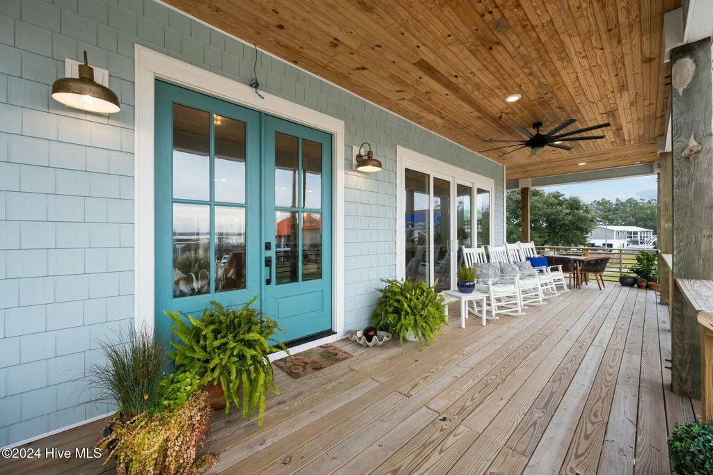Photo of 202 Topsail Watch Drive, Hampstead, NC 28443 (MLS # 100535594)