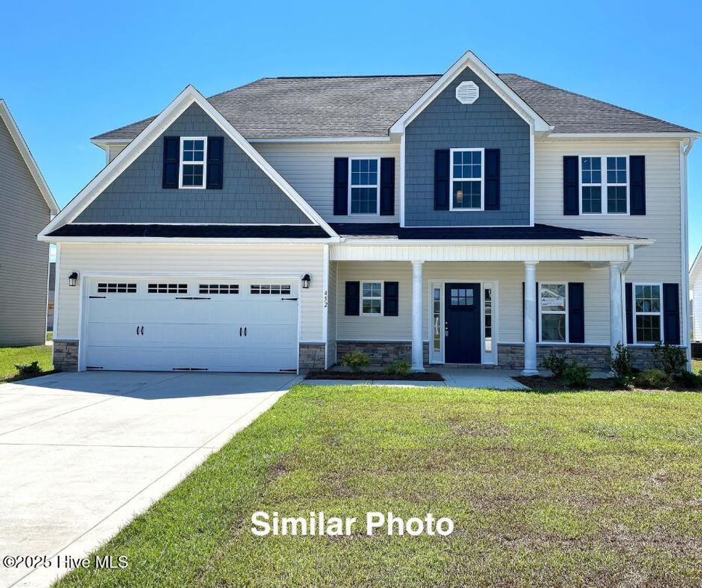 Photo of 320 Black Hawk Drive, Jacksonville, NC 28546 (MLS # 100504962)