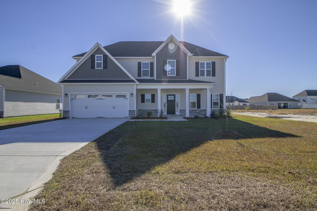 Photo of 320 Black Hawk Drive, Jacksonville, NC 28546 (MLS # 100504962)