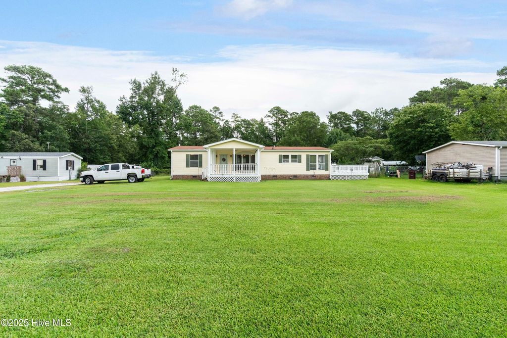 Photo of 124 Hunter Court, Rocky Point, NC 28457 (MLS # 100521229)