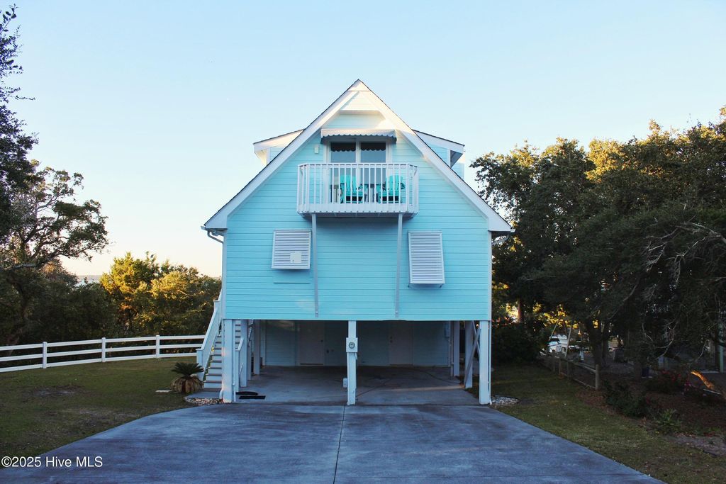 Photo of 4004 Emerald Drive, Emerald Isle, NC 28594 (MLS # 100541131)