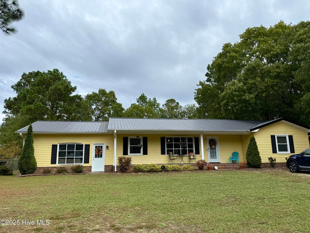 Photo of 11561 Purcell Road, Laurinburg, NC 28352 (MLS # 100535018)
