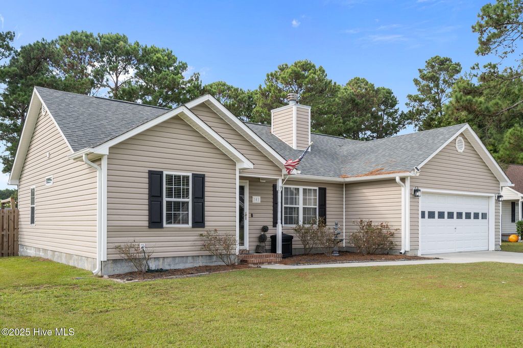 Photo of 141 Lawndale Lane, Sneads Ferry, NC 28460 (MLS # 100535576)