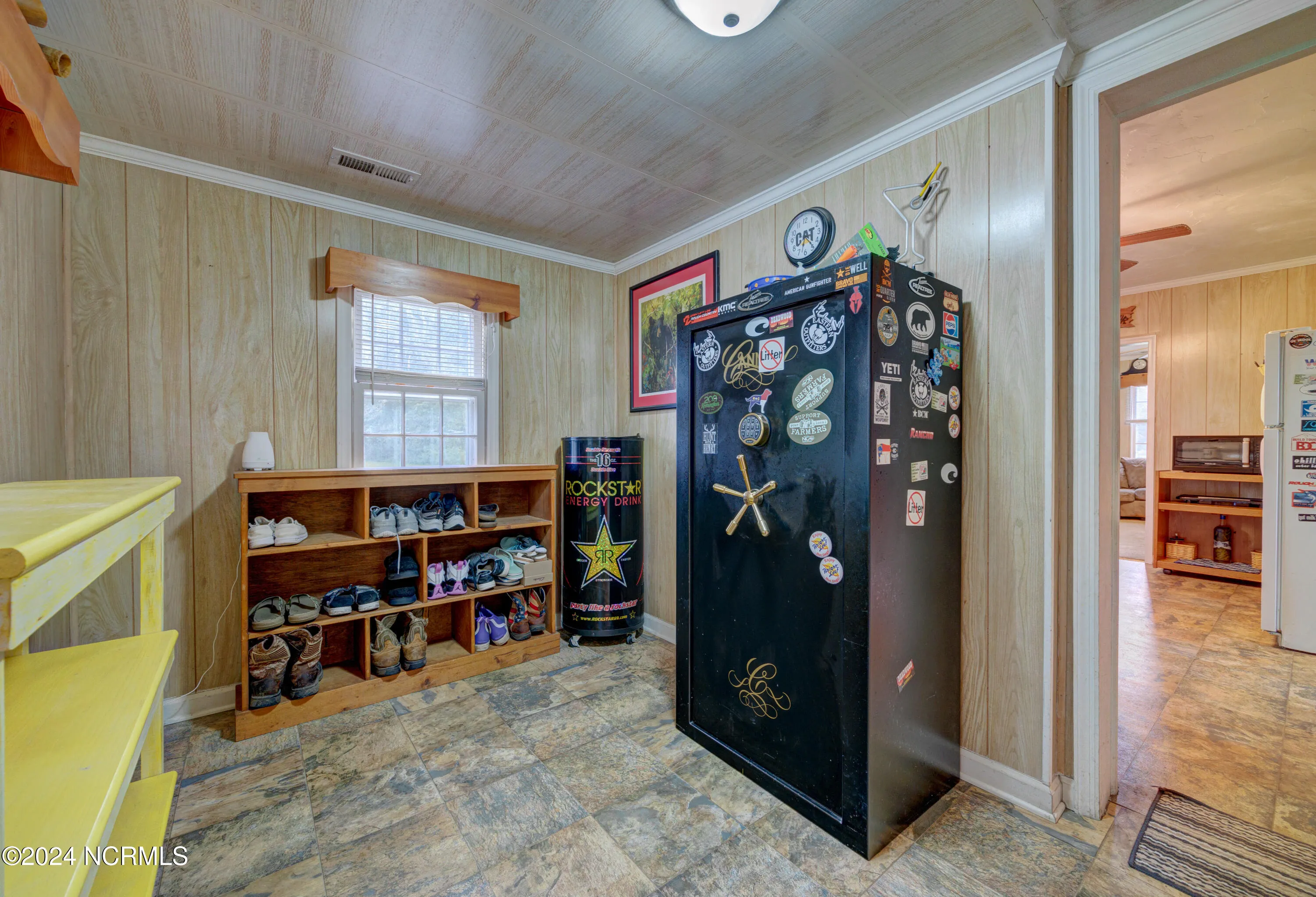 Aurora, North Carolina 27806, United States, 2 Bedrooms Bedrooms, ,1 BathroomBathrooms,Residential,Pending,36755