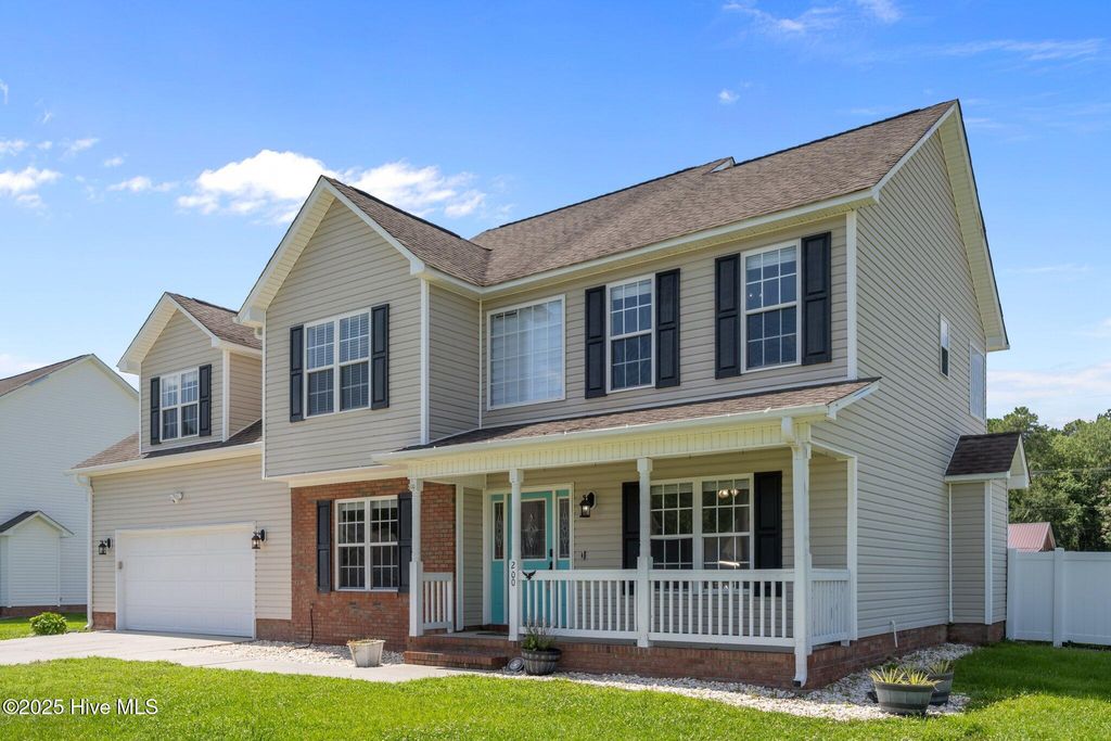 Photo of 200 Honey Court E, Jacksonville, NC 28540 (MLS # 100514772)