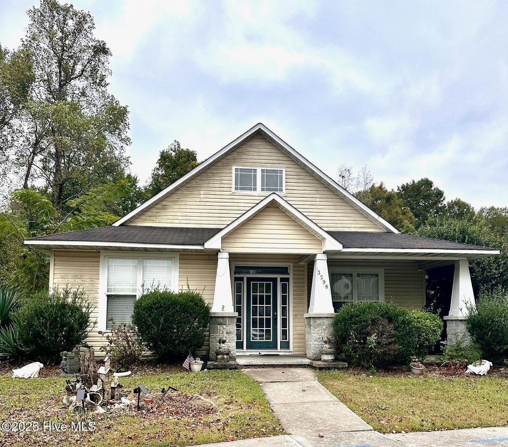 Photo of 3598 Willow Run Drive, Greenville, NC 27858 (MLS # 100536163)