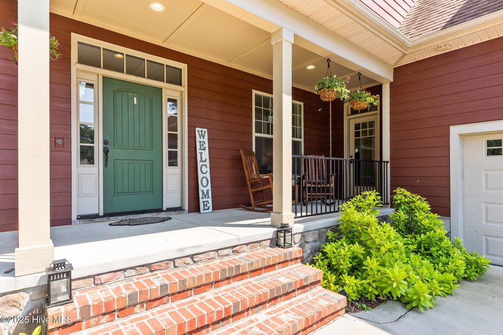 Photo of 105 Bree Court, Aberdeen, NC 28315 (MLS # 100509249)