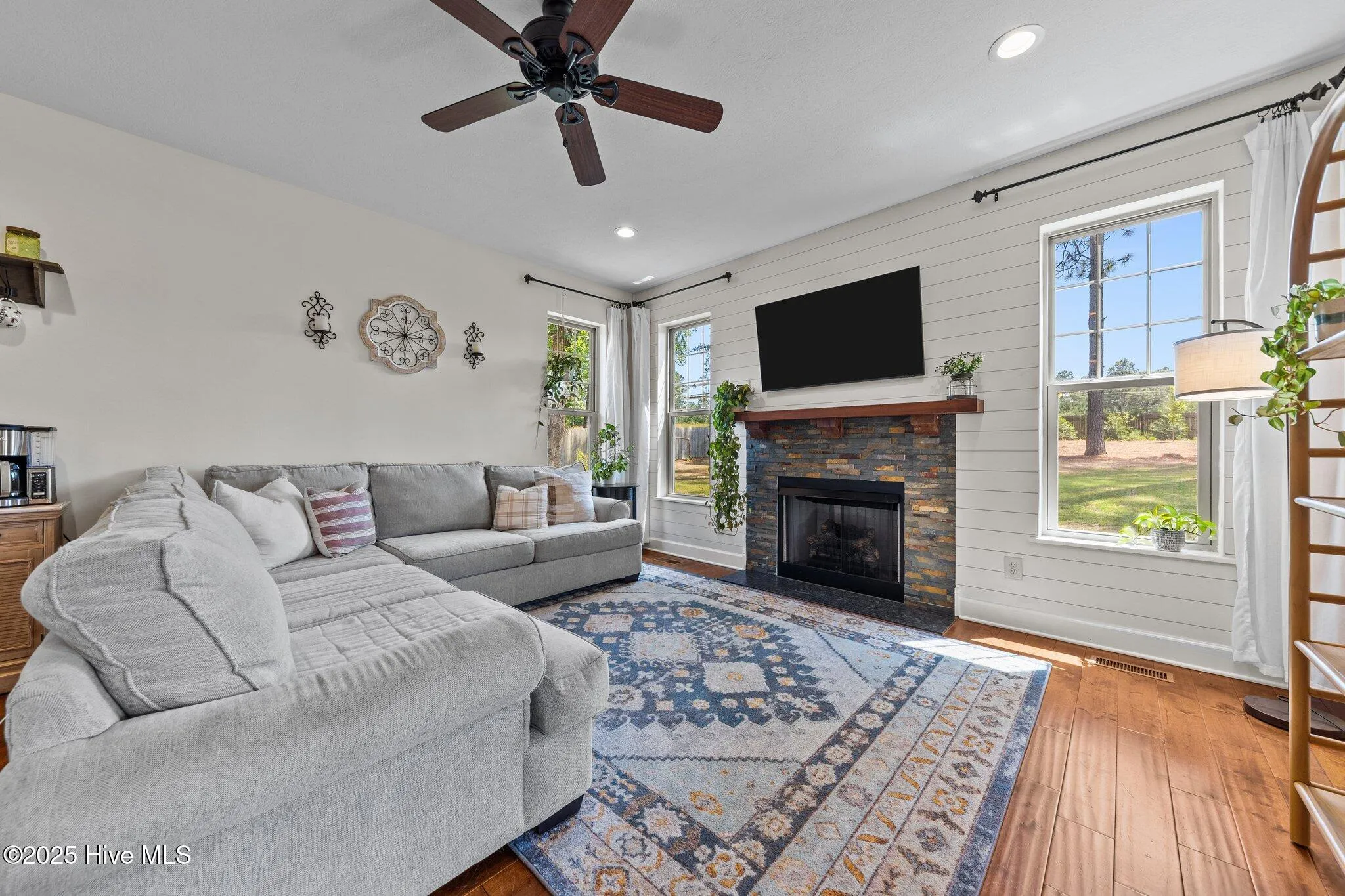 Aberdeen, North Carolina 28315, United States, 4 Bedrooms Bedrooms, ,4 BathroomsBathrooms,Residential,Active,137028