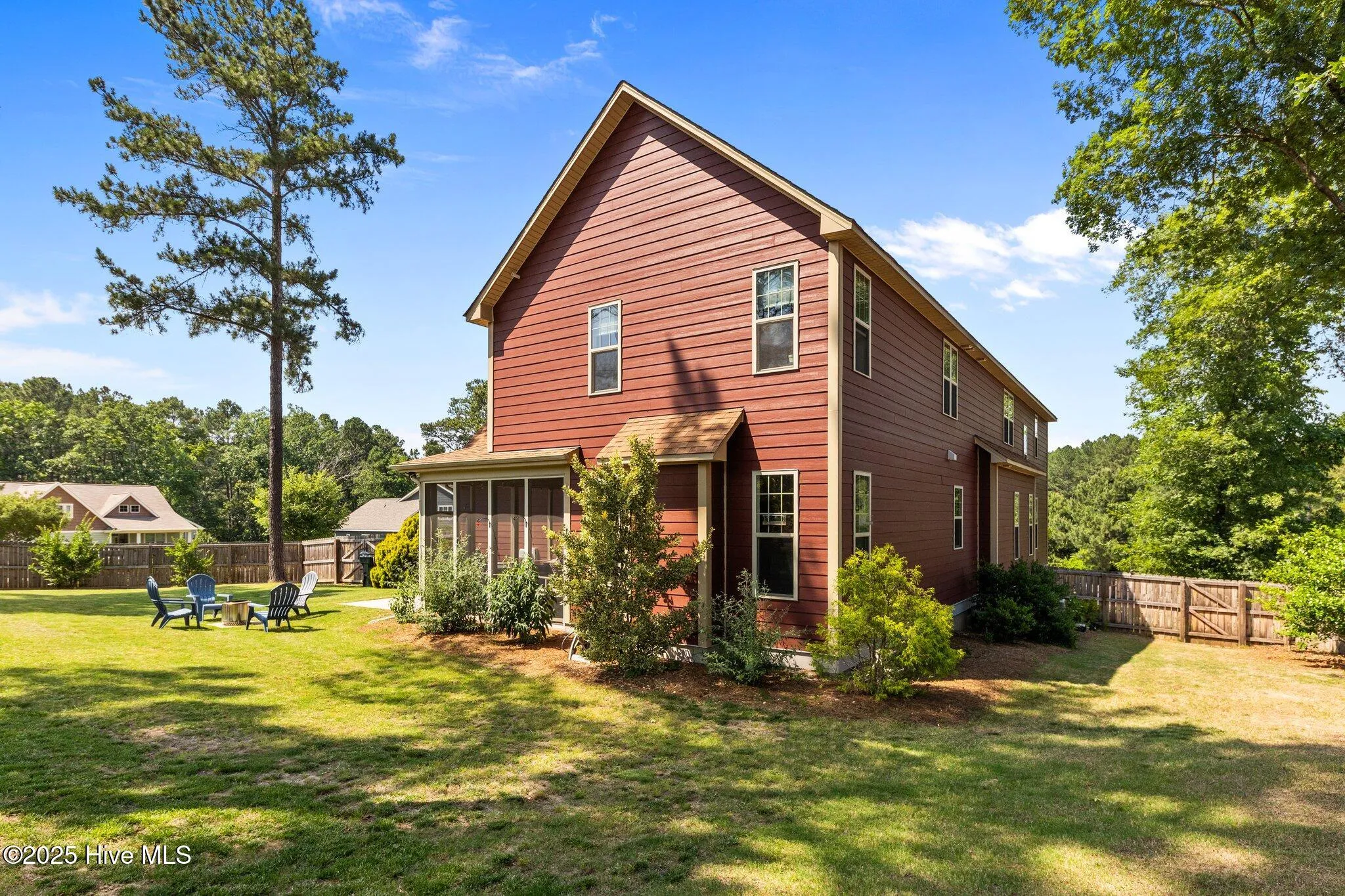 Aberdeen, North Carolina 28315, United States, 4 Bedrooms Bedrooms, ,4 BathroomsBathrooms,Residential,Active,137028