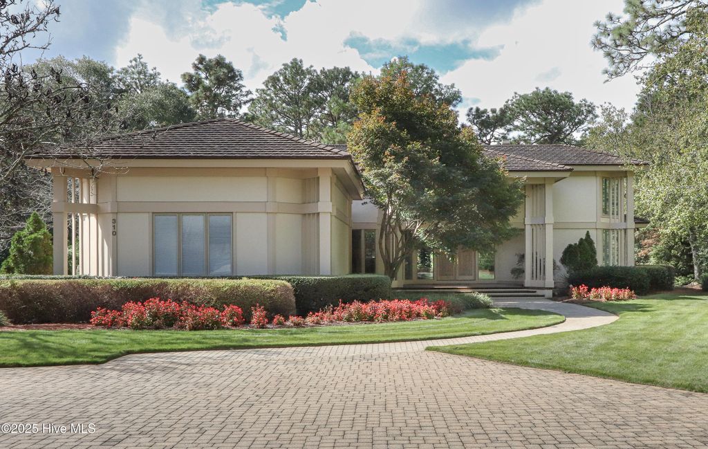 Photo of 310 Inverrary Road, Pinehurst, NC 28374 (MLS # 100538078)