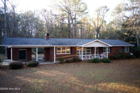 A home in Whiteville