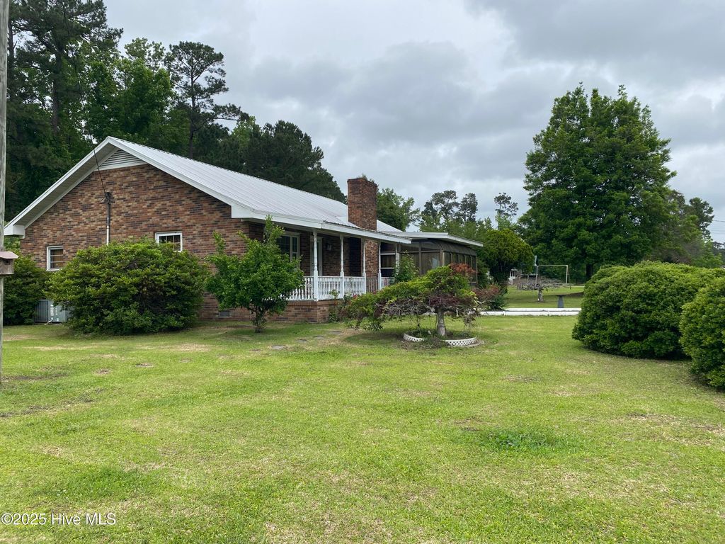 Photo of 3117 Oakley Circle, Castle Hayne, NC 28429 (MLS # 100507000)