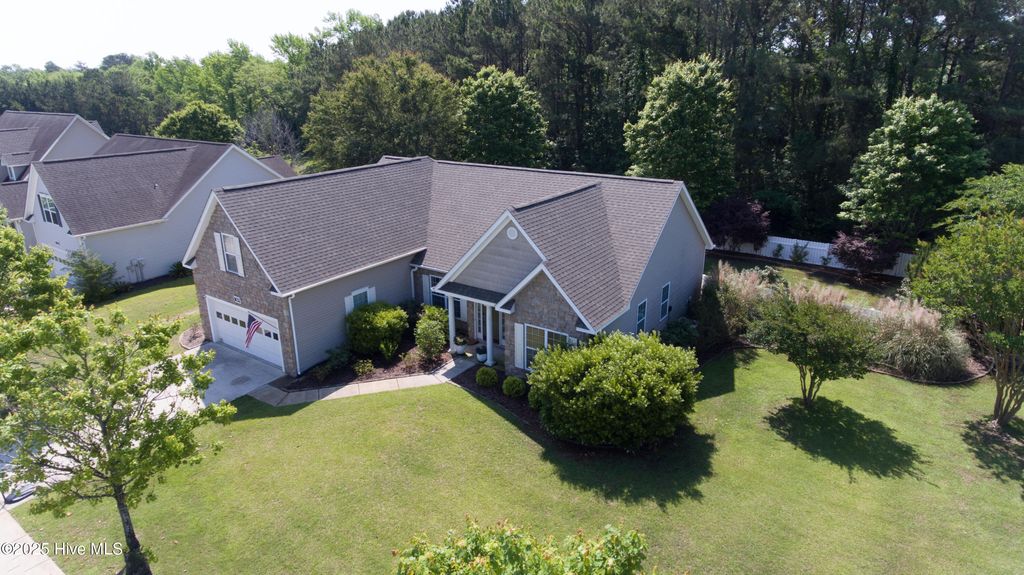Photo of 102 E Stockton Place, Hampstead, NC 28443 (MLS # 100507772)