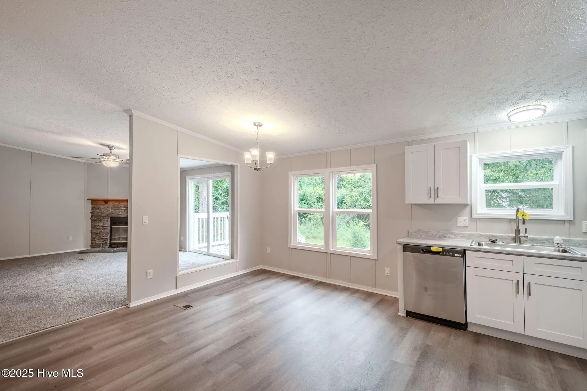 Rocky Point, North Carolina 28457, United States, 3 Bedrooms Bedrooms, ,2 BathroomsBathrooms,Residential,Active,216226