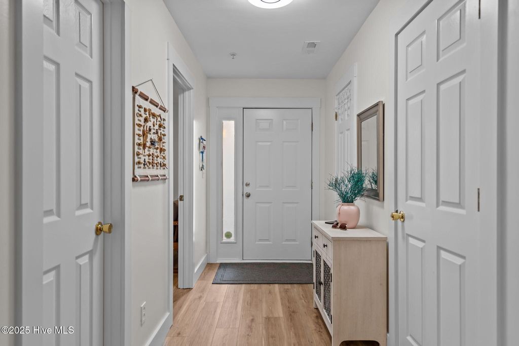 Photo of 805 March Court #B, Wilmington, NC 28405 (MLS # 100543916)