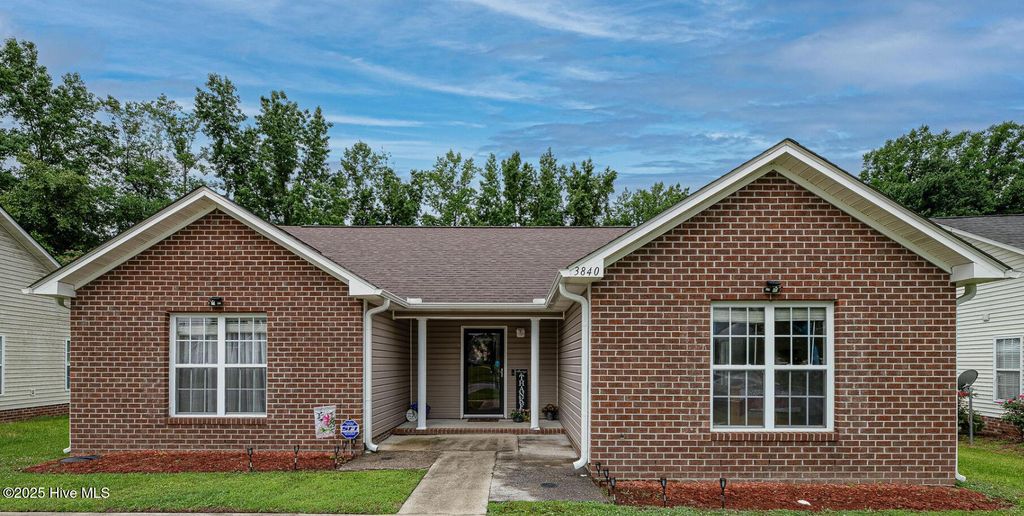 Photo of 3840 Countryaire Drive, Ayden, NC 28513 (MLS # 100536172)