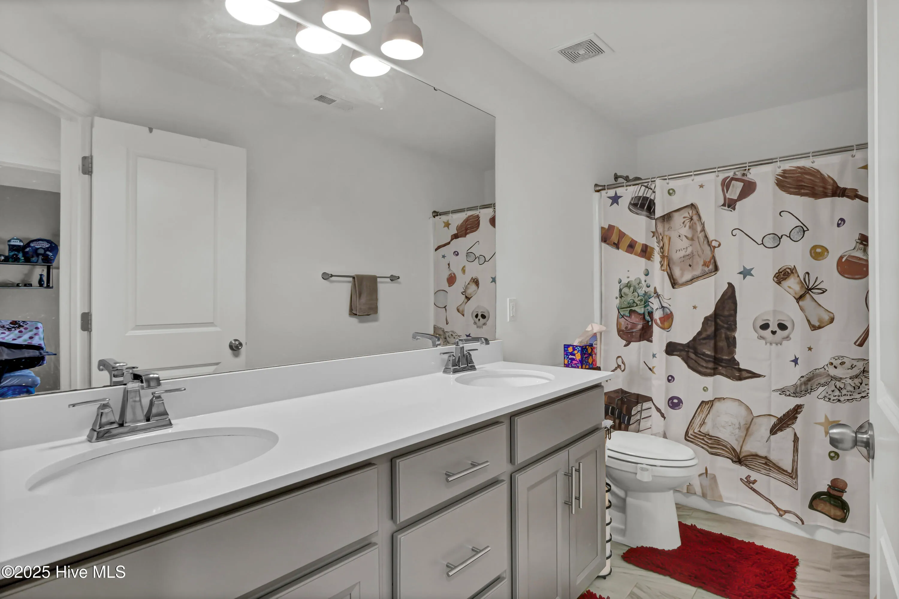 Leland, North Carolina 28451, United States, 4 Bedrooms Bedrooms, ,3 BathroomsBathrooms,Residential,Active,224968