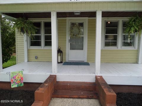 A home in Grantsboro