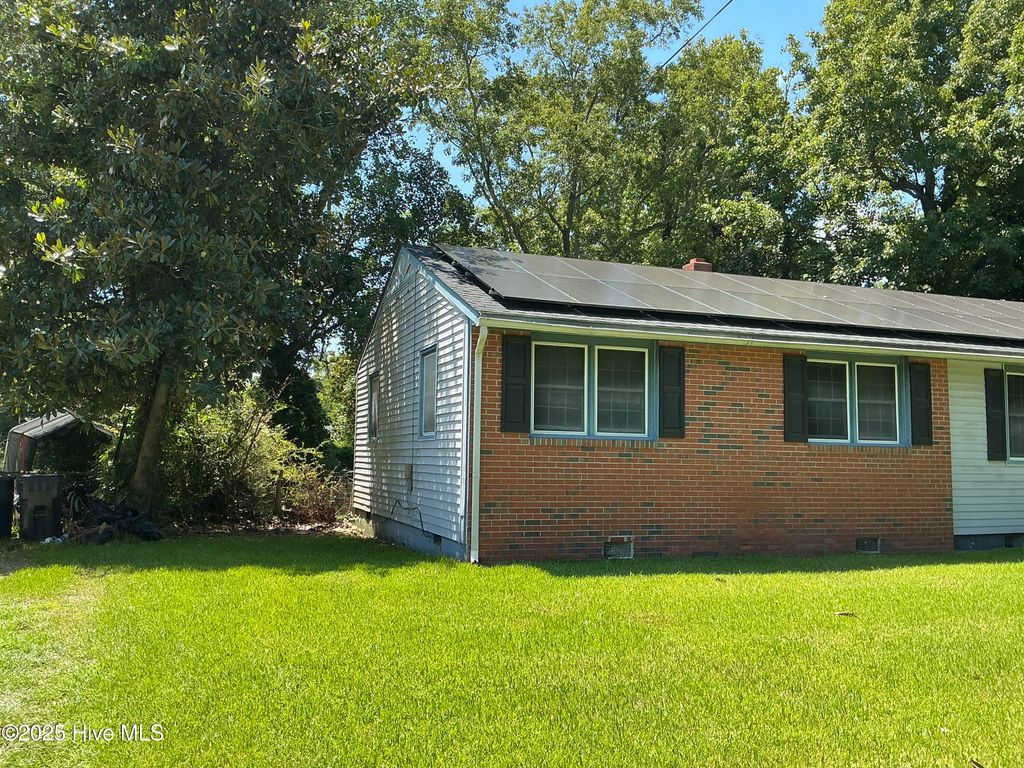 Photo of 415 Decatur Road, Jacksonville, NC 28540 (MLS # 100521662)