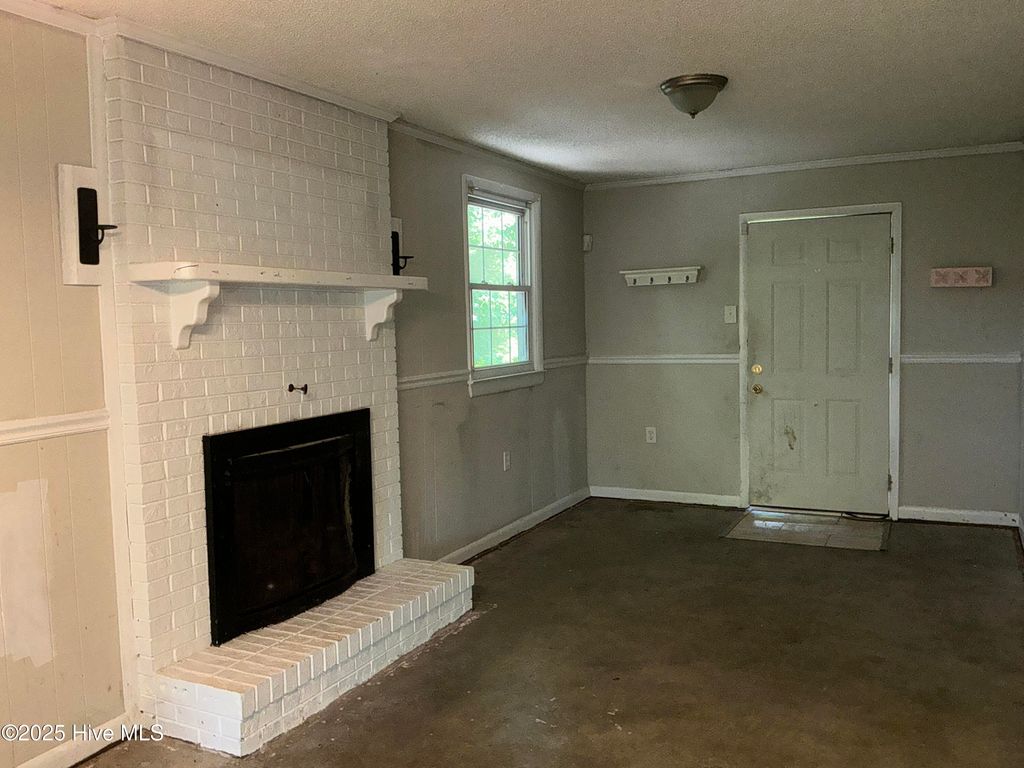 Photo of 415 Decatur Road, Jacksonville, NC 28540 (MLS # 100521662)