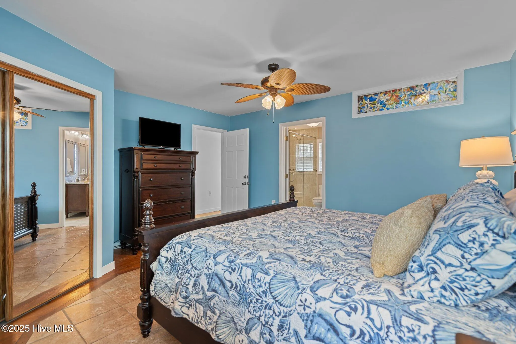 Carolina Beach, North Carolina 28428, United States, 5 Bedrooms Bedrooms, ,4 BathroomsBathrooms,Residential,Active,81978