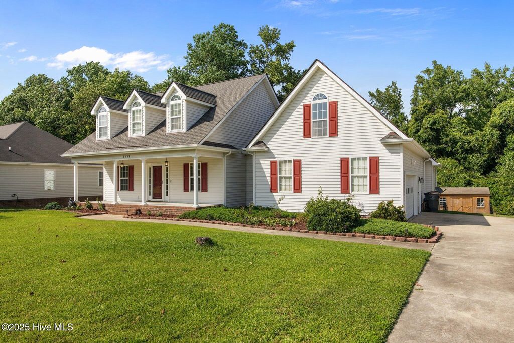 Photo of 2639 Plumosa Drive, Grimesland, NC 27837 (MLS # 100513313)