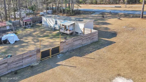 MLS: 100490184