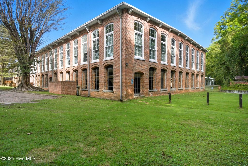 Photo of 723 Mcmullan Avenue #Unit 604, Edenton, NC 27932 (MLS # 100535521)