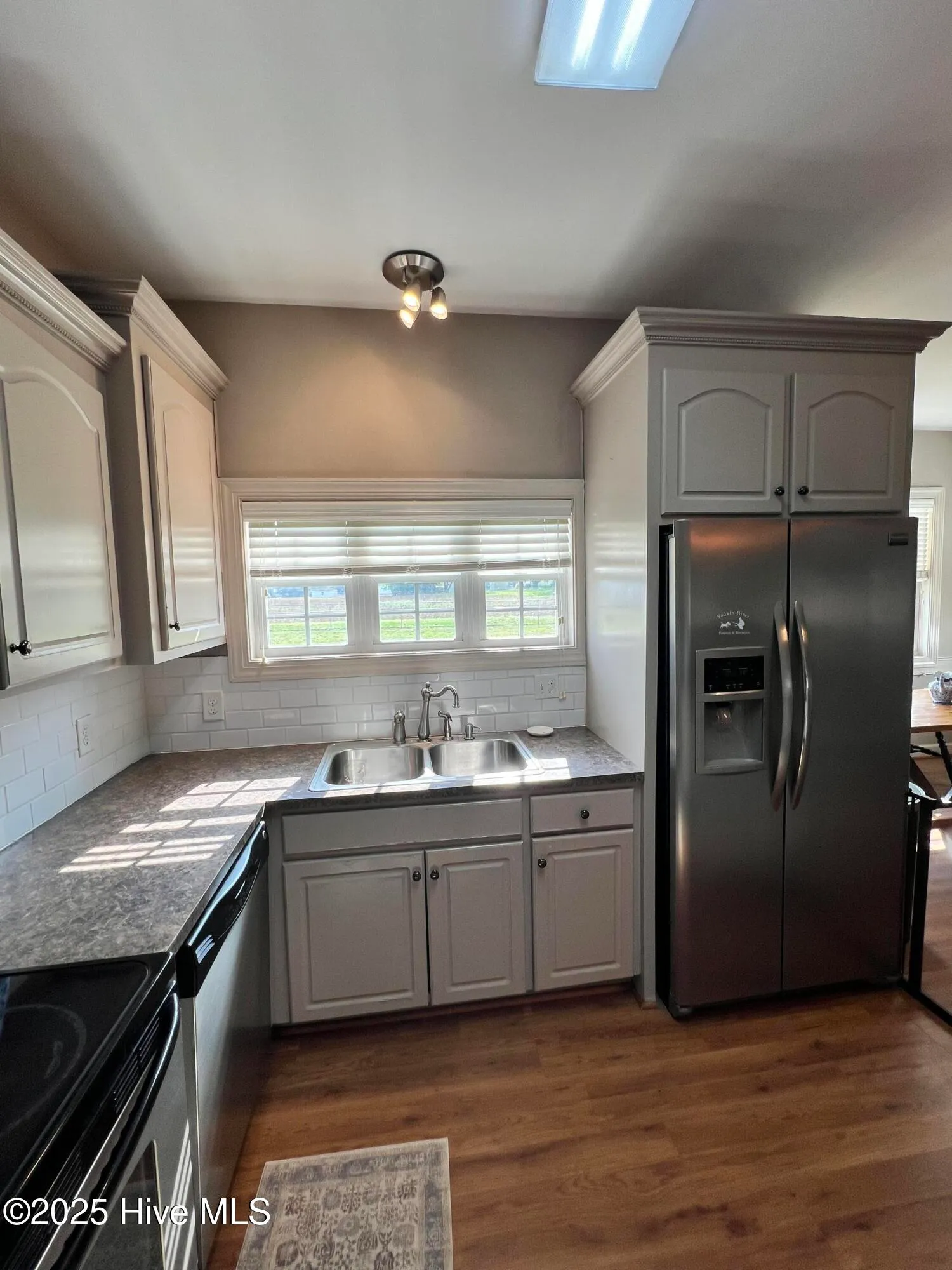 Pikeville, North Carolina 27863, United States, 3 Bedrooms Bedrooms, ,2 BathroomsBathrooms,Residential,Pending,137274