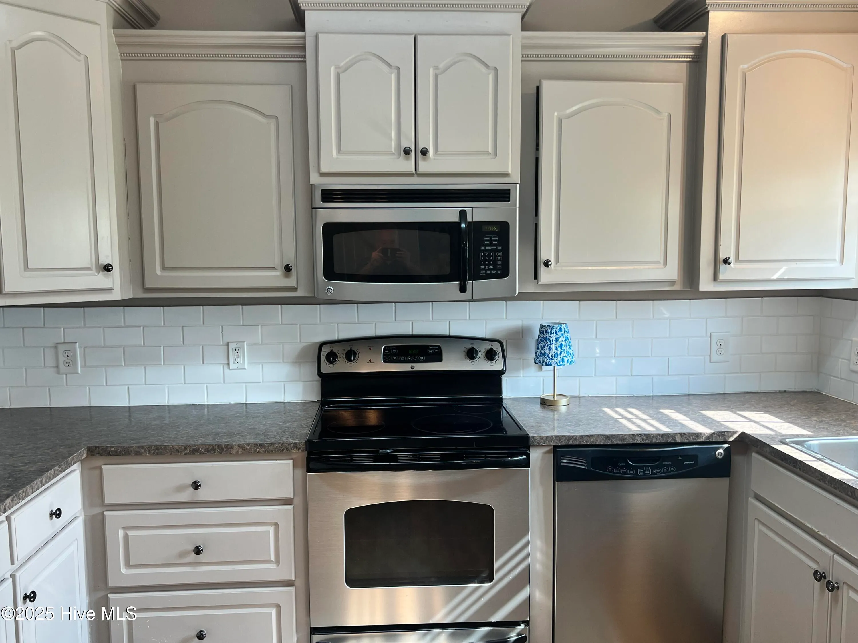 Pikeville, North Carolina 27863, United States, 3 Bedrooms Bedrooms, ,2 BathroomsBathrooms,Residential,Pending,137274