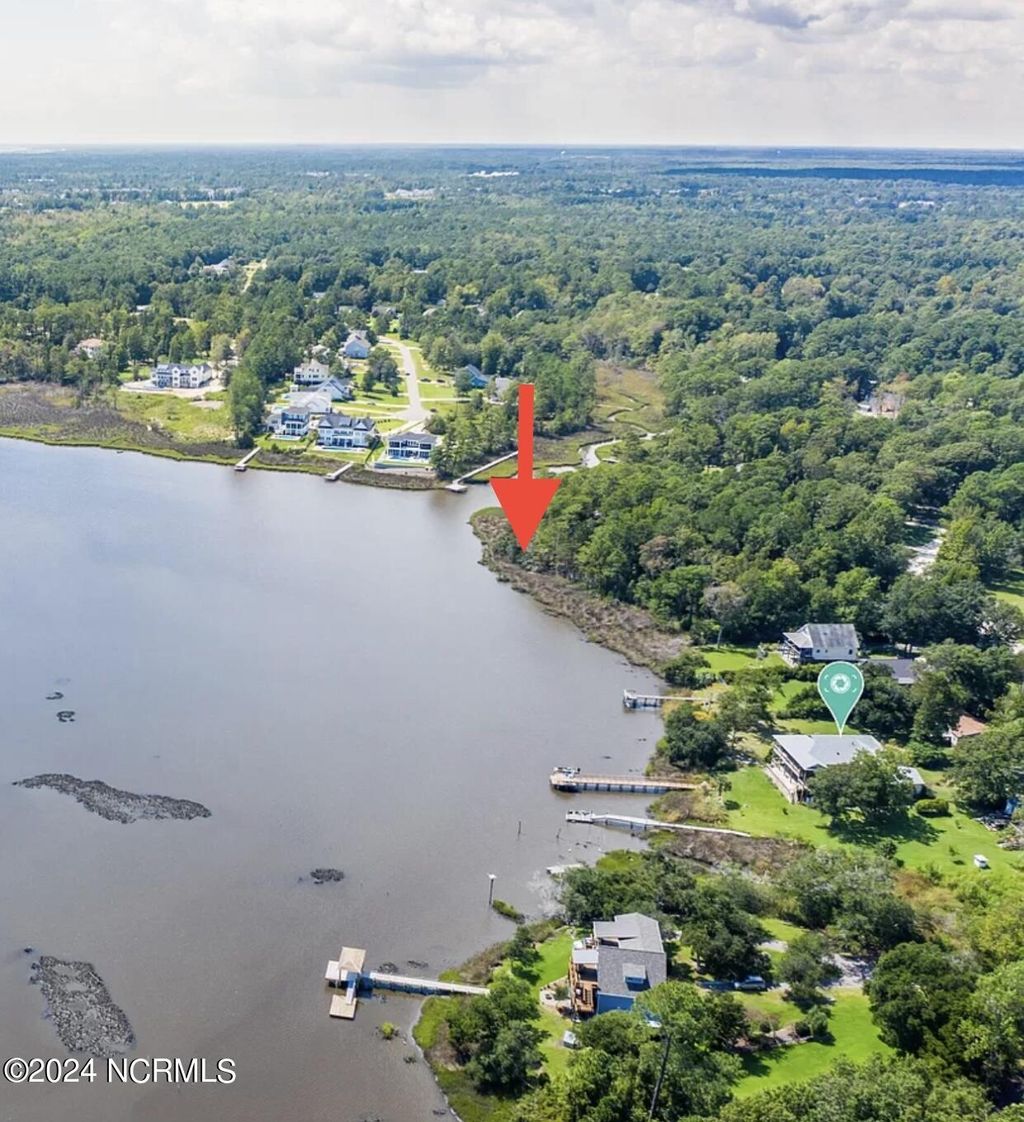 Photo of 9 Bay Harbor Drive, Hampstead, NC 28443 (MLS # 100456746)