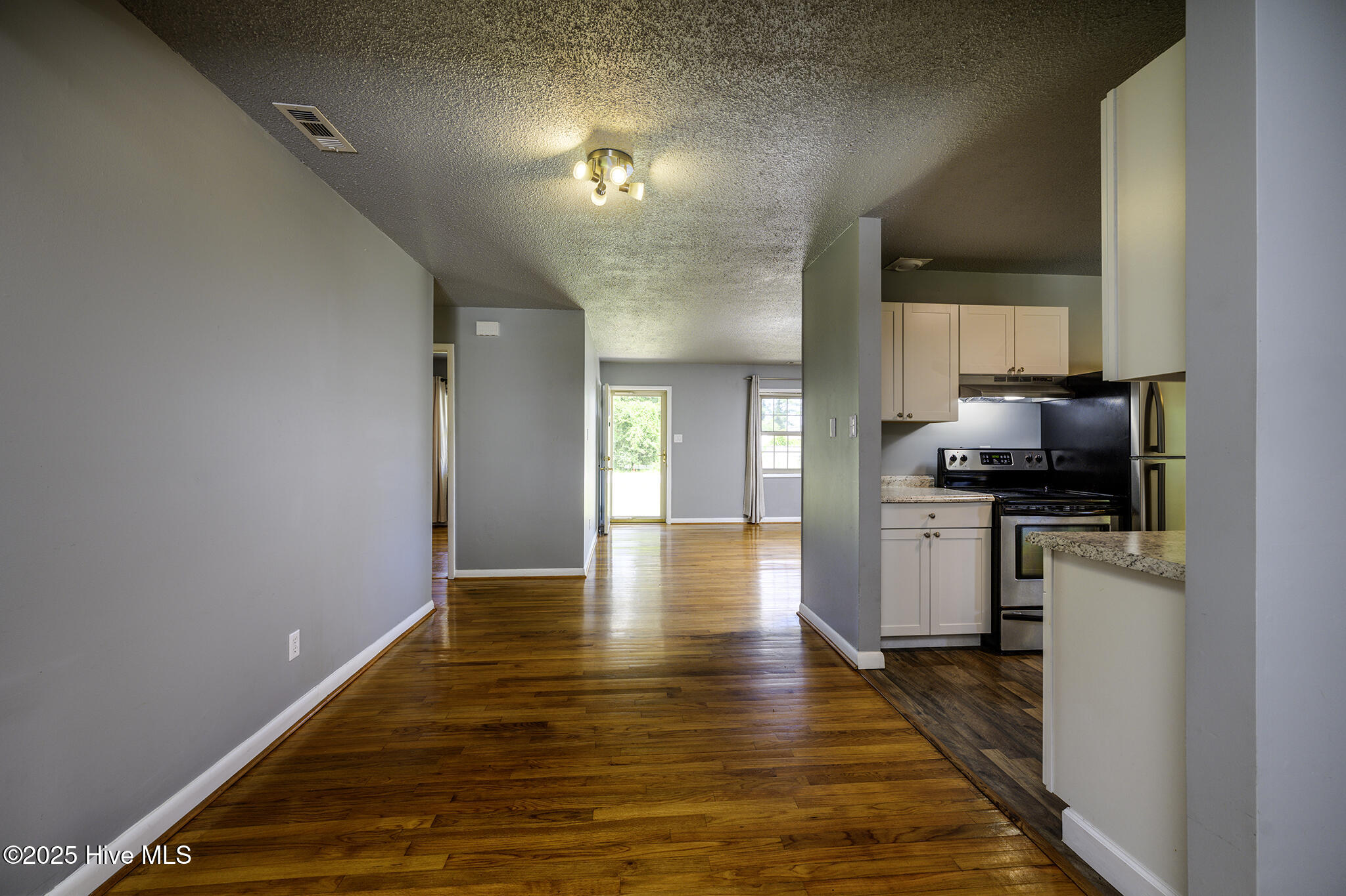 103 Elizabeth Street